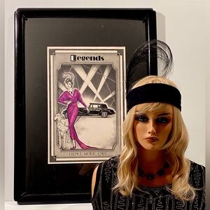 1920s flapper black headband and flamboyant feathers